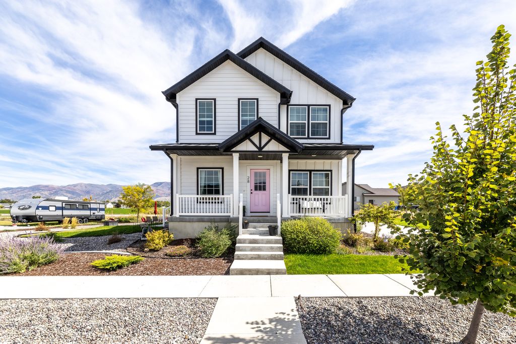 Photo of 28 N 575 W, Hyrum, UT 84319 (MLS # 2111968)