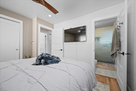 Tiny photo for 1837 E BROOKHILL DR, Cottonwood Heights, UT 84121 (MLS # 2125511)