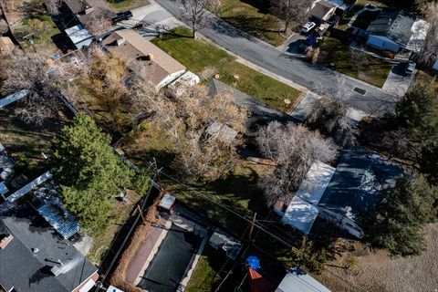 Tiny photo for 1837 E BROOKHILL DR, Cottonwood Heights, UT 84121 (MLS # 2125511)