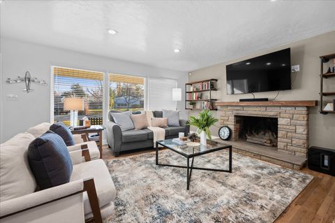 Tiny photo for 1837 E BROOKHILL DR, Cottonwood Heights, UT 84121 (MLS # 2125511)