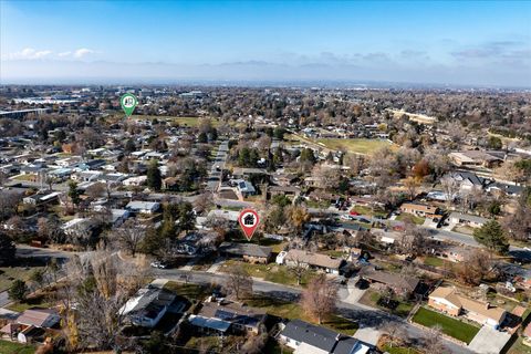 Tiny photo for 1837 E BROOKHILL DR, Cottonwood Heights, UT 84121 (MLS # 2125511)