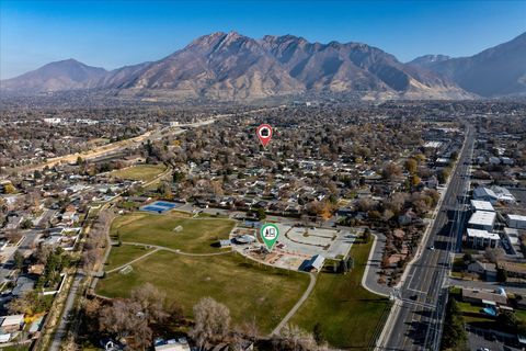 Tiny photo for 1837 E BROOKHILL DR, Cottonwood Heights, UT 84121 (MLS # 2125511)