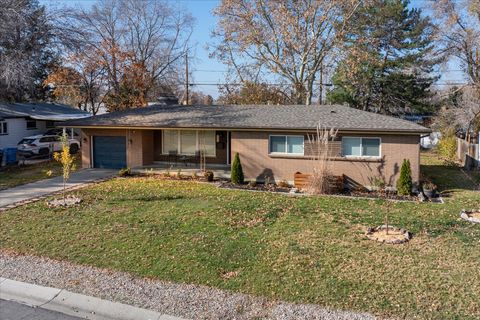 Tiny photo for 1837 E BROOKHILL DR, Cottonwood Heights, UT 84121 (MLS # 2125511)