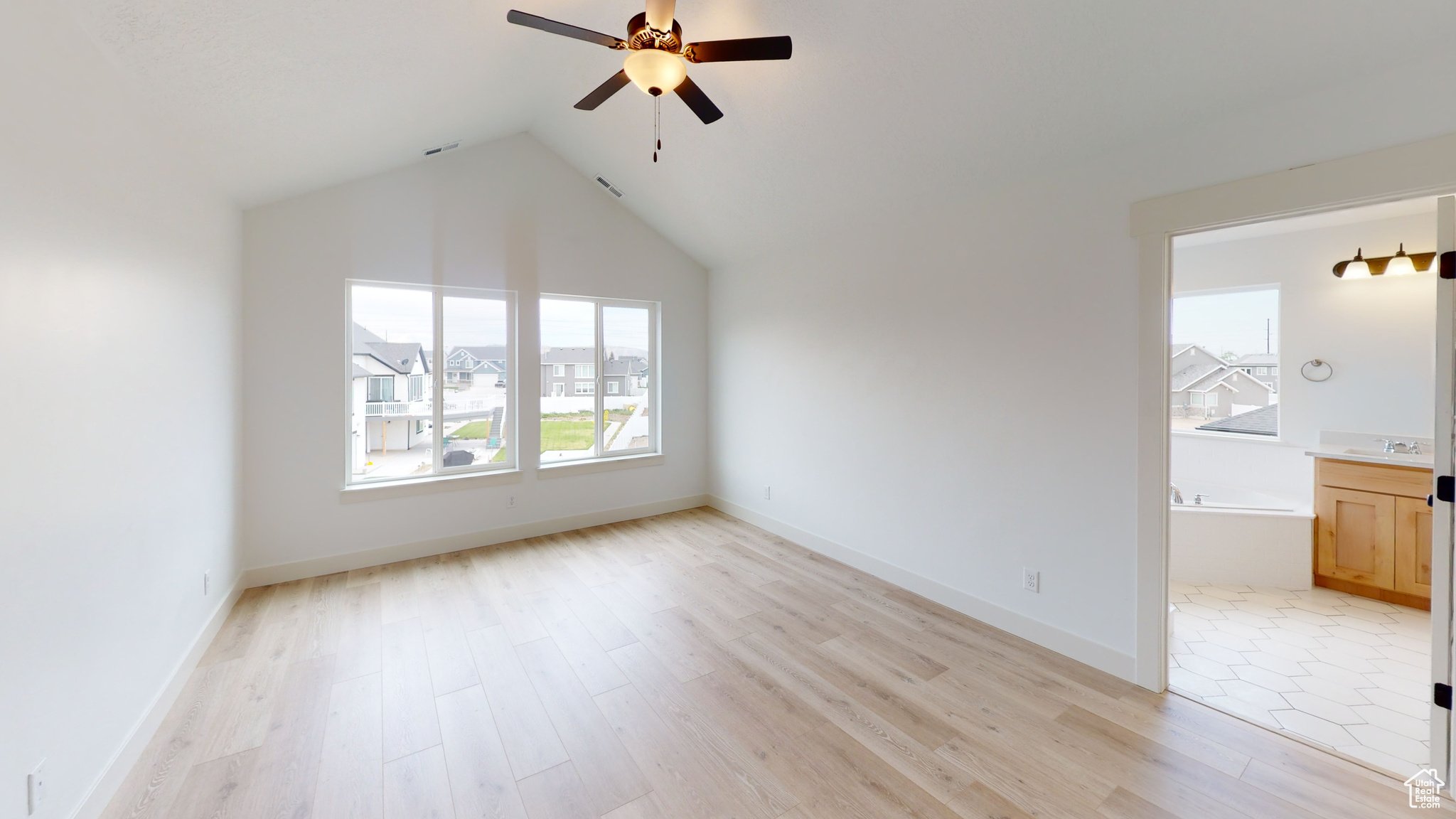 PARK ESTATES - Residential