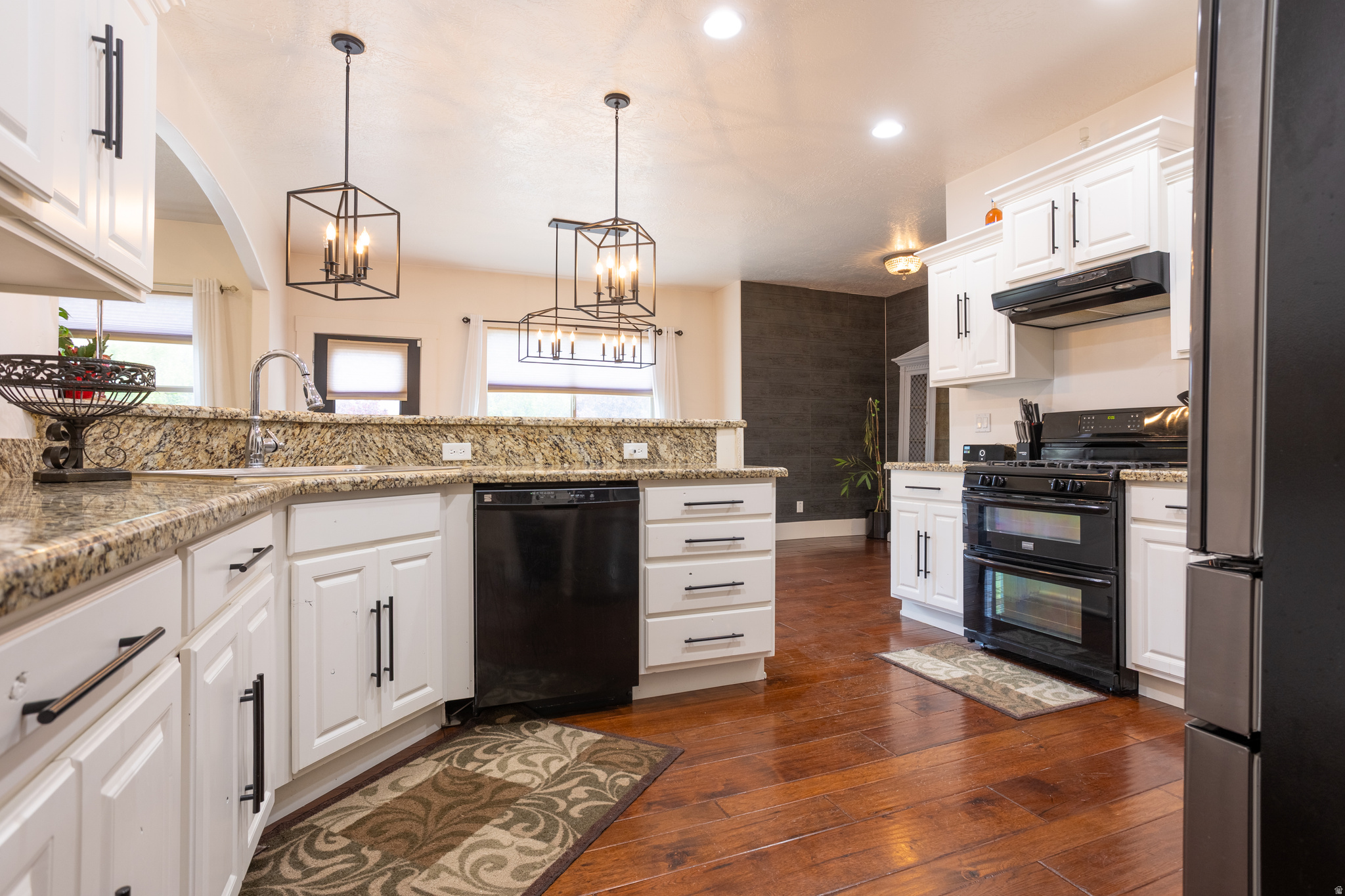 COVE@HERRIMAN SPRING - Residential