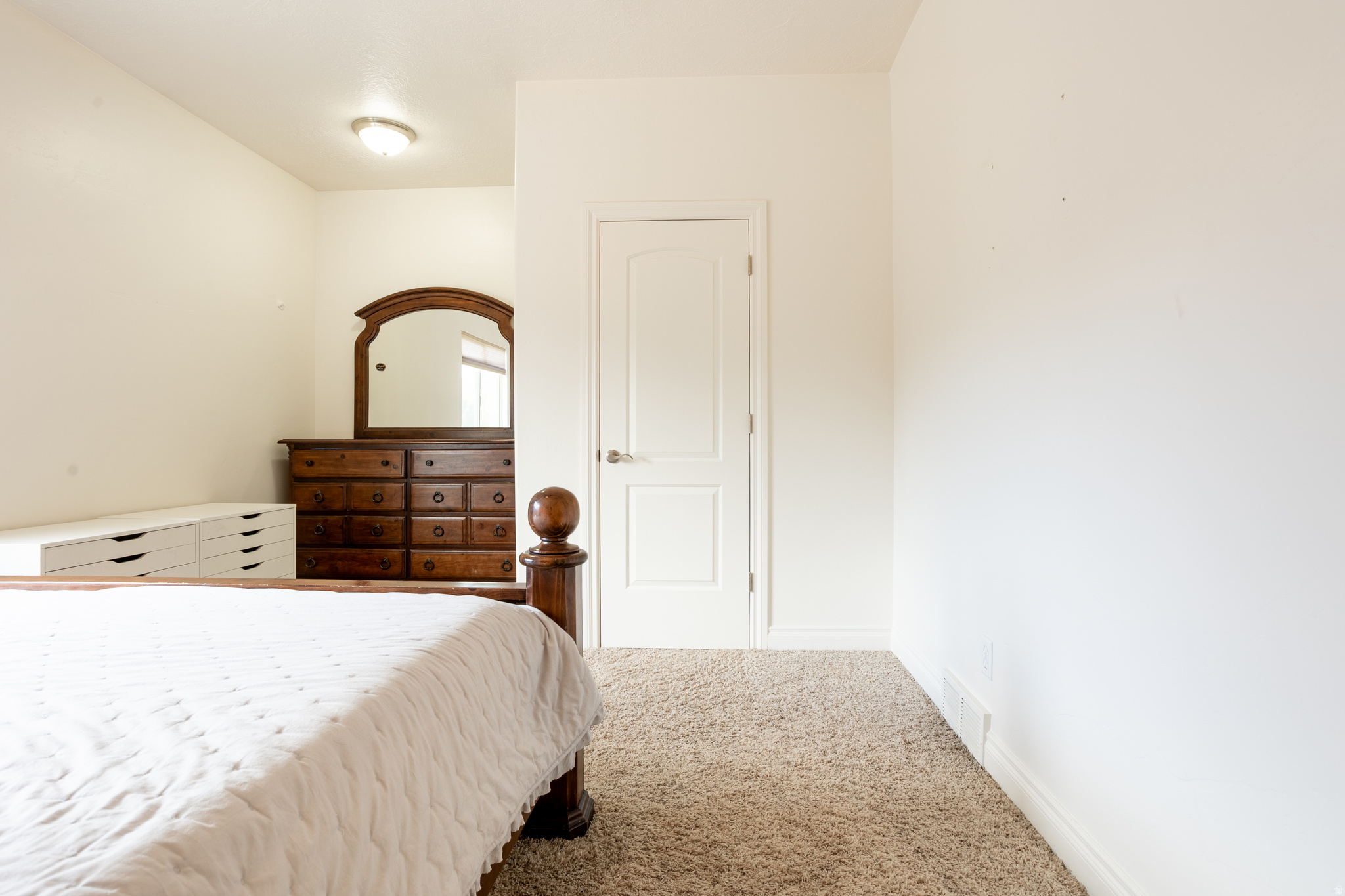 COVE@HERRIMAN SPRING - Residential