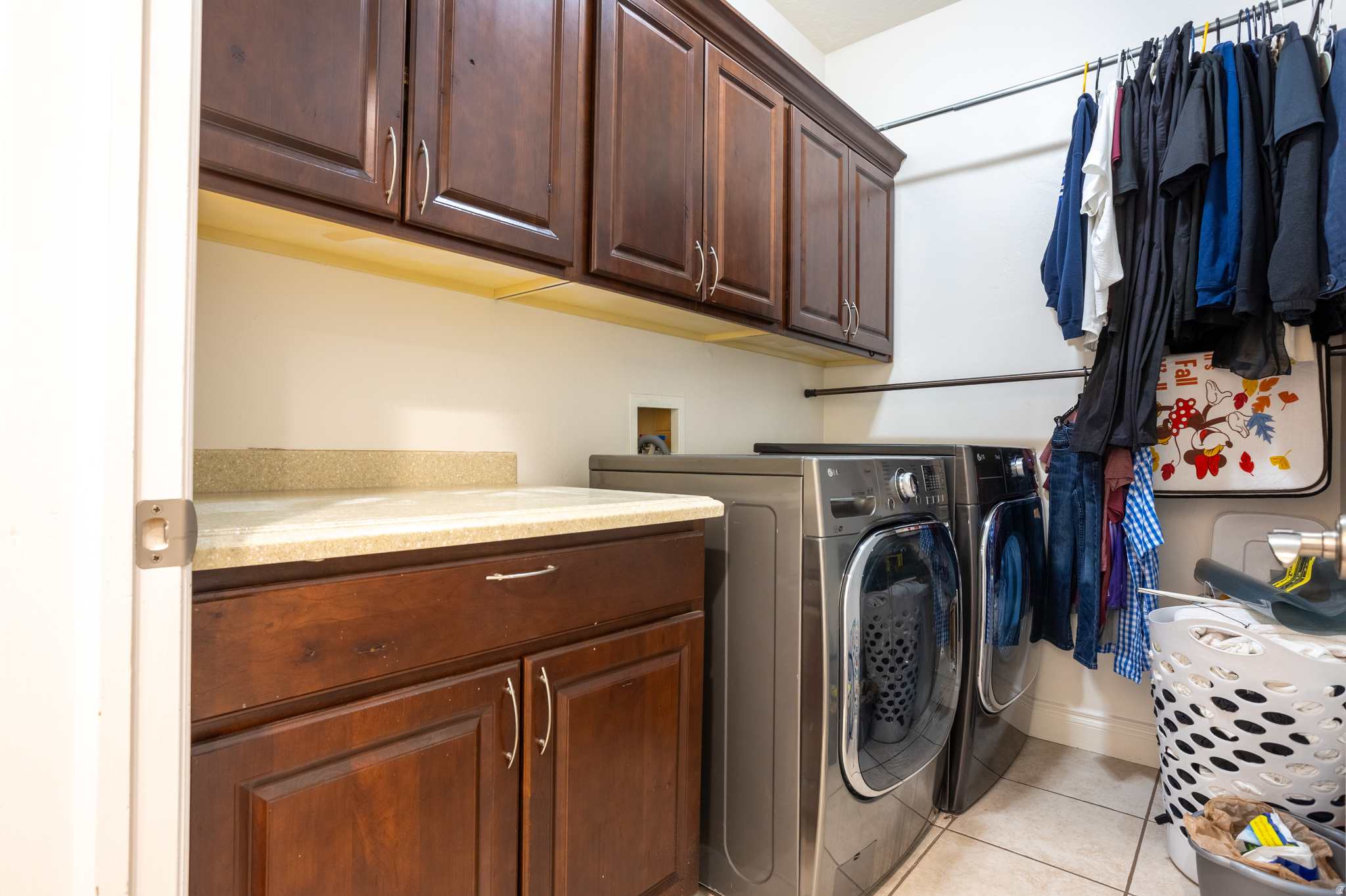 COVE@HERRIMAN SPRING - Residential