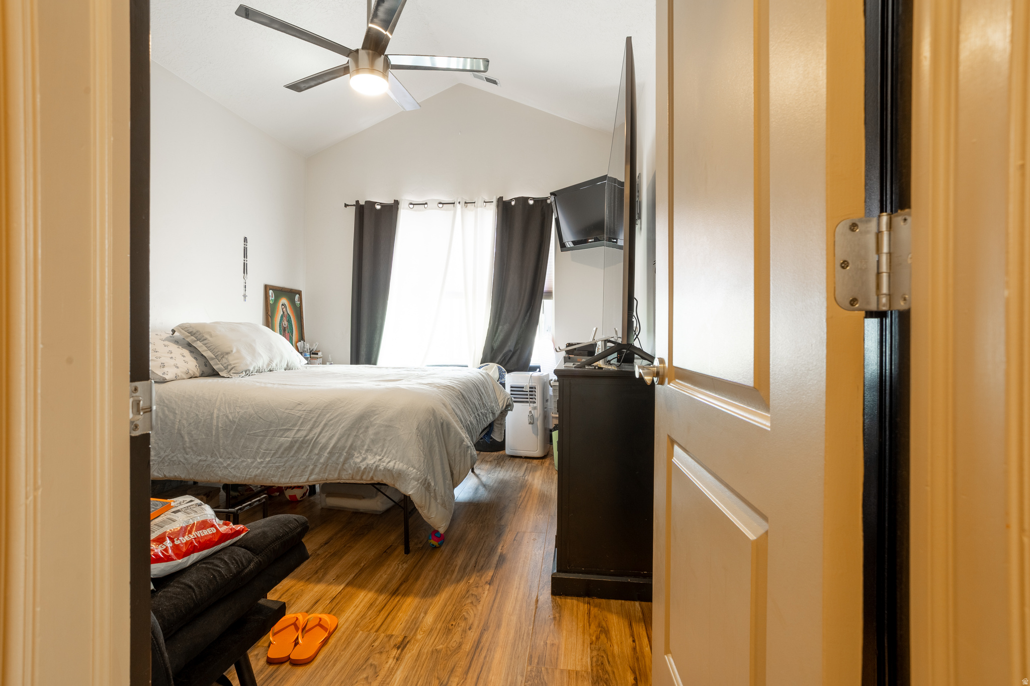 COVE@HERRIMAN SPRING - Residential