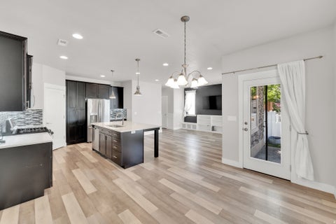Tiny photo for 332 W PAGES LN, Bountiful, UT 84010 (MLS # 2162817)