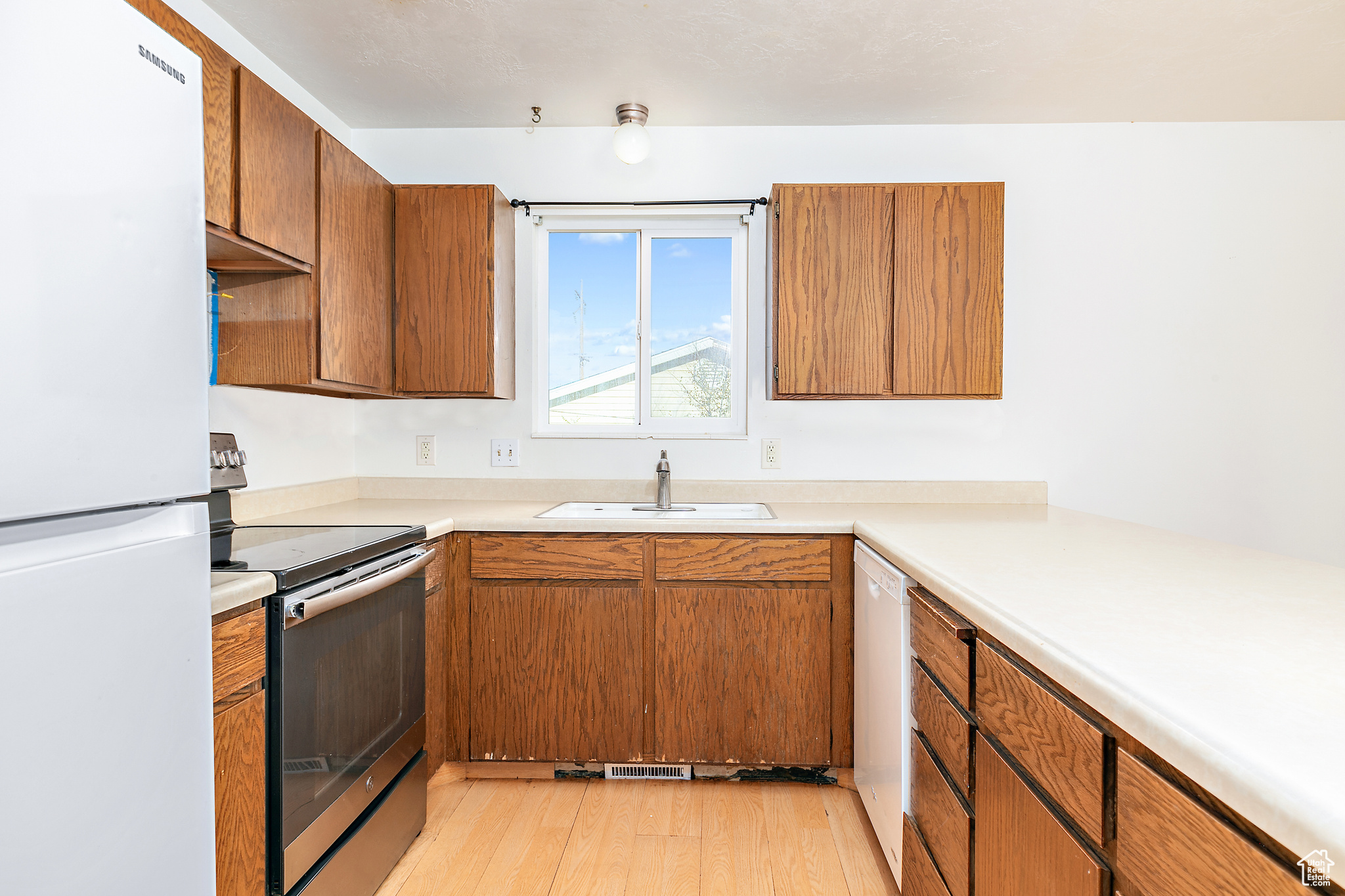 4113 S 6400, West Valley City, Utah image 7