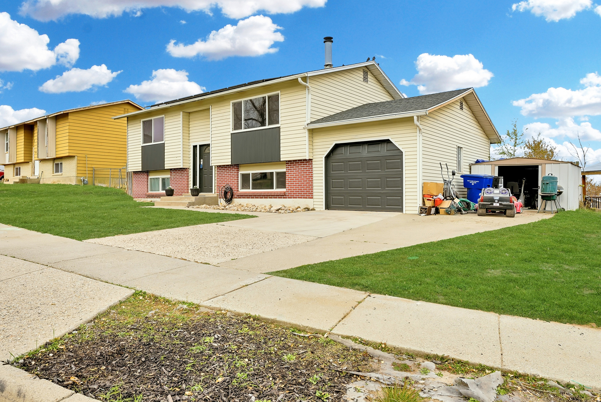 WESTVIEW TERRACE - Residential