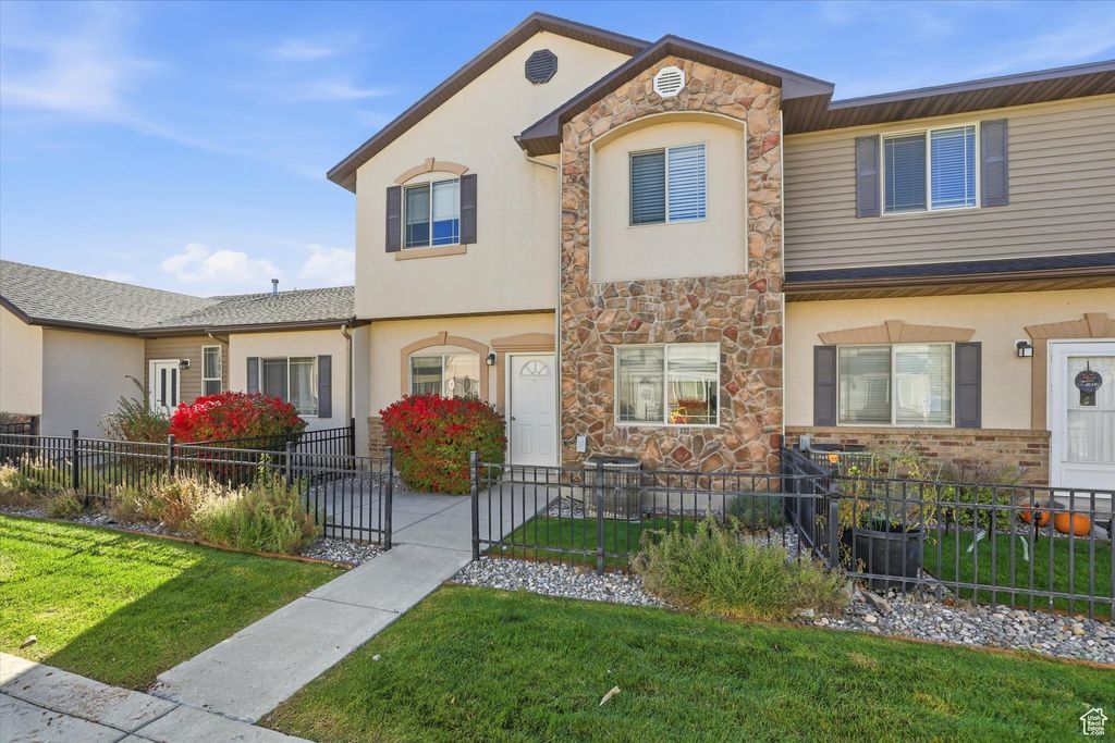 Photo of 539 W 1465 N #17-102, Logan, UT 84341 (MLS # 2119715)