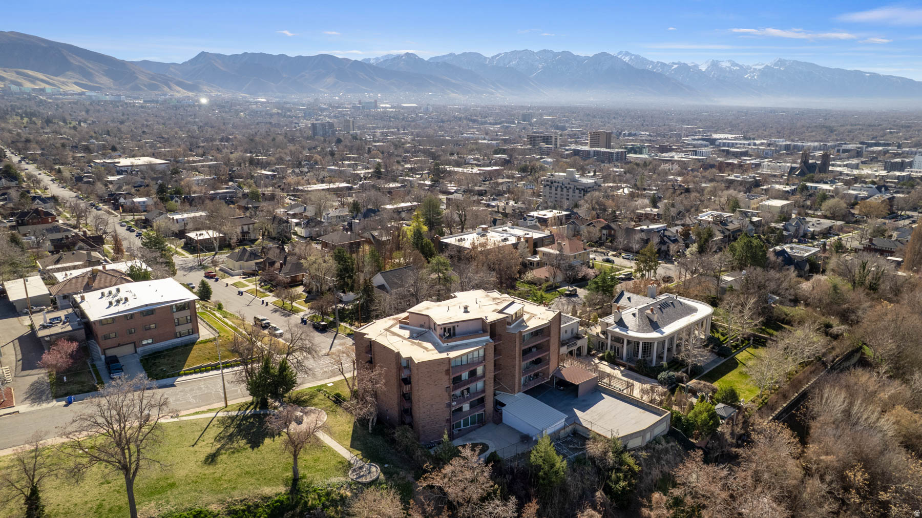 TOWER HILL - Residential