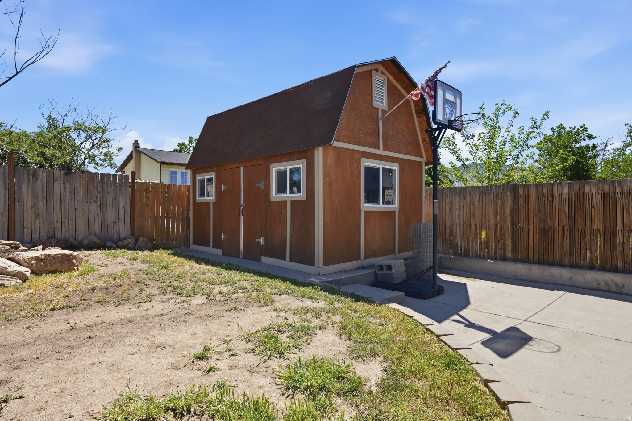 CANYON WEST - Residential