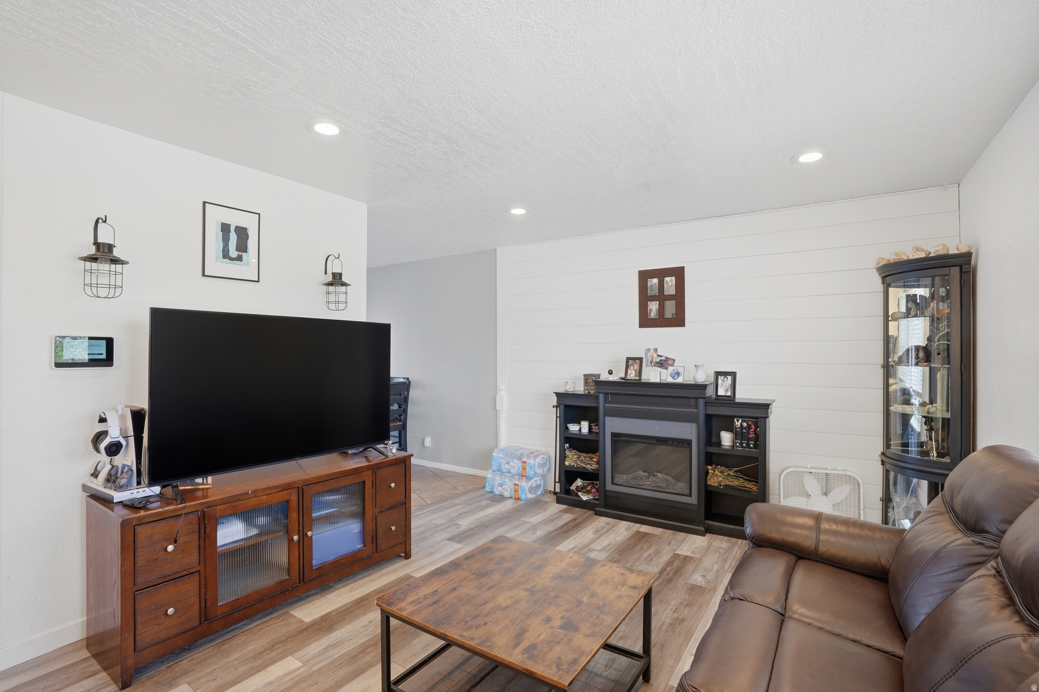 CANYON WEST - Residential