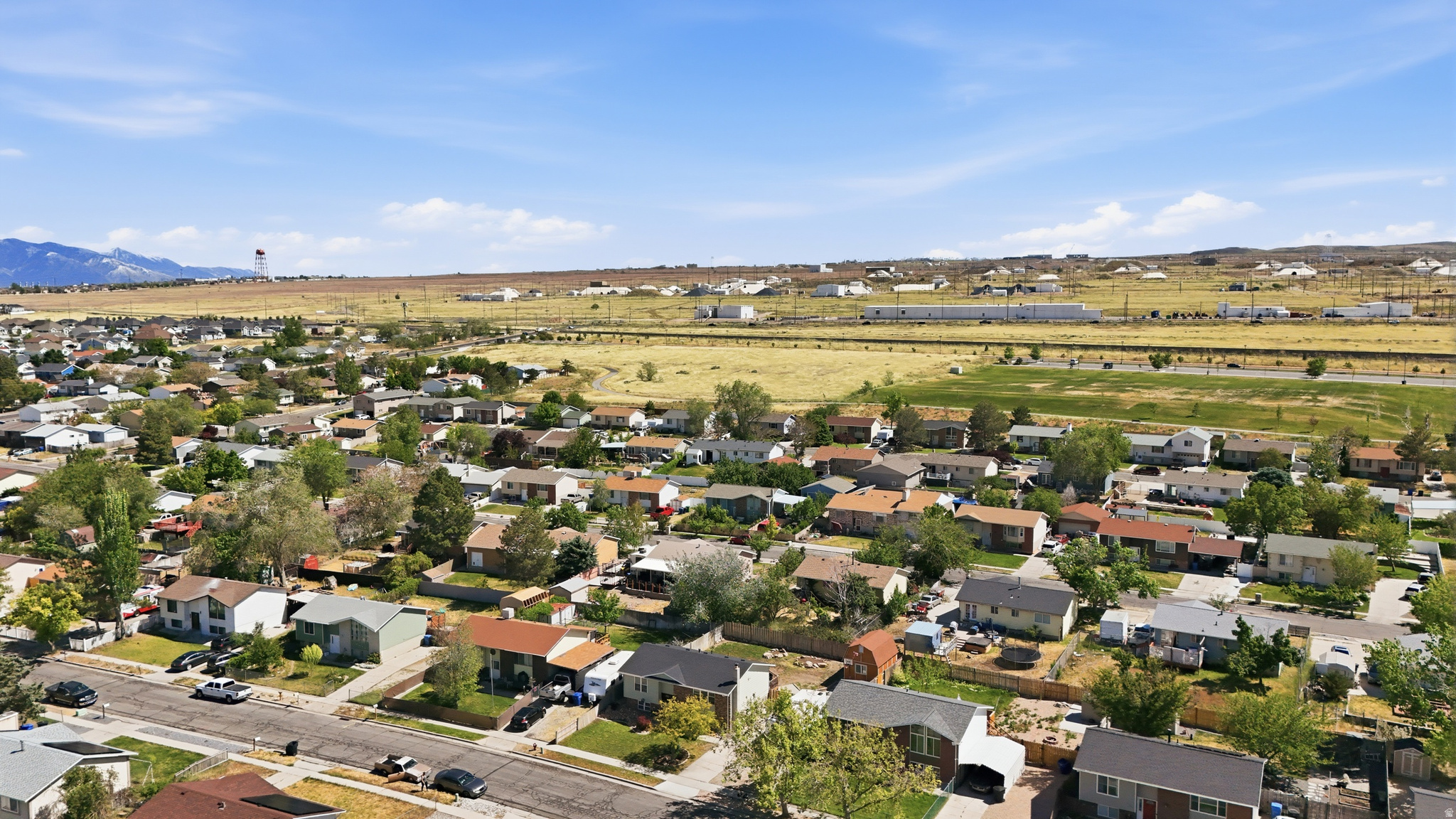 CANYON WEST - Residential
