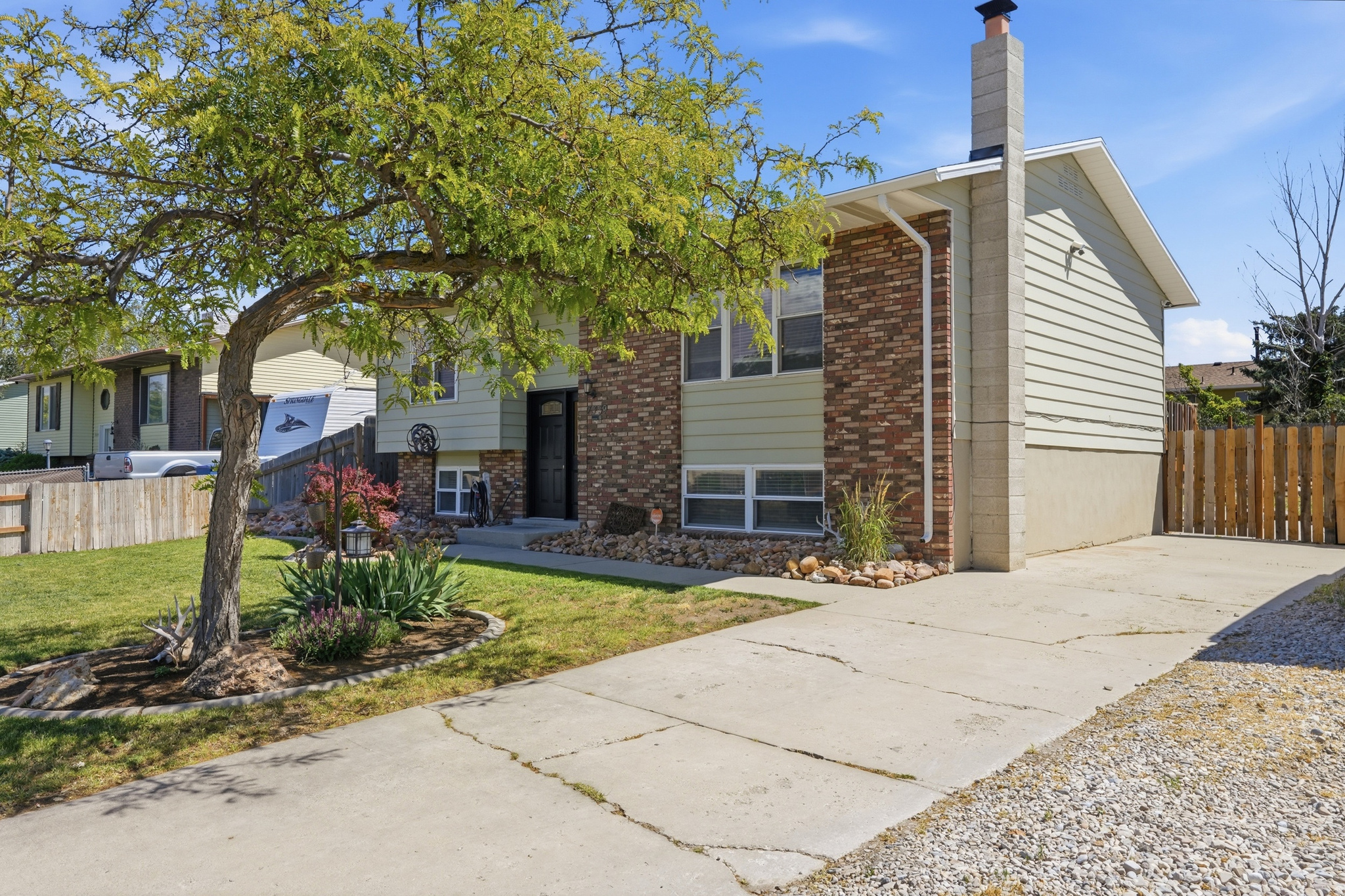 CANYON WEST - Residential
