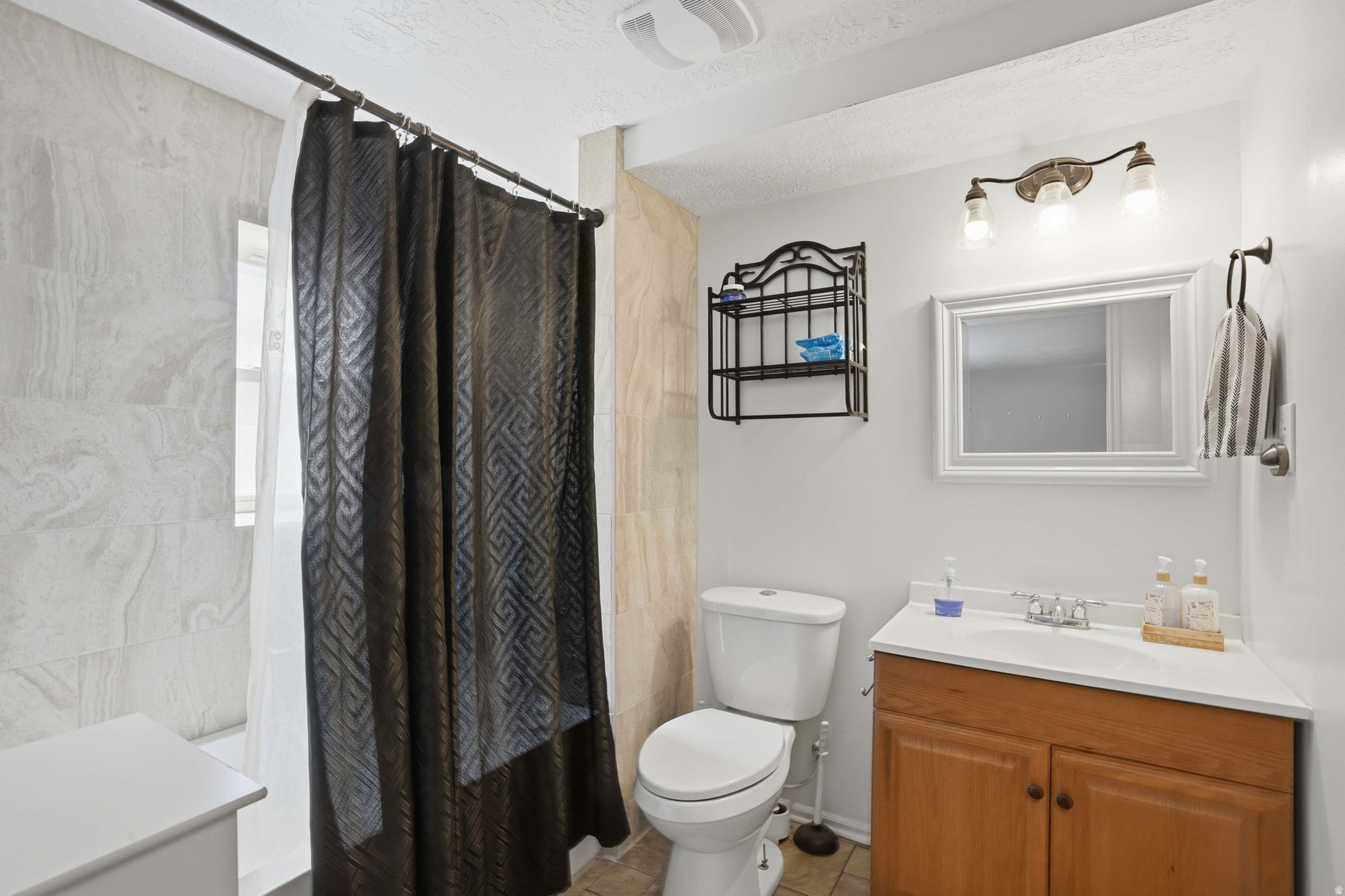 CANYON WEST - Residential