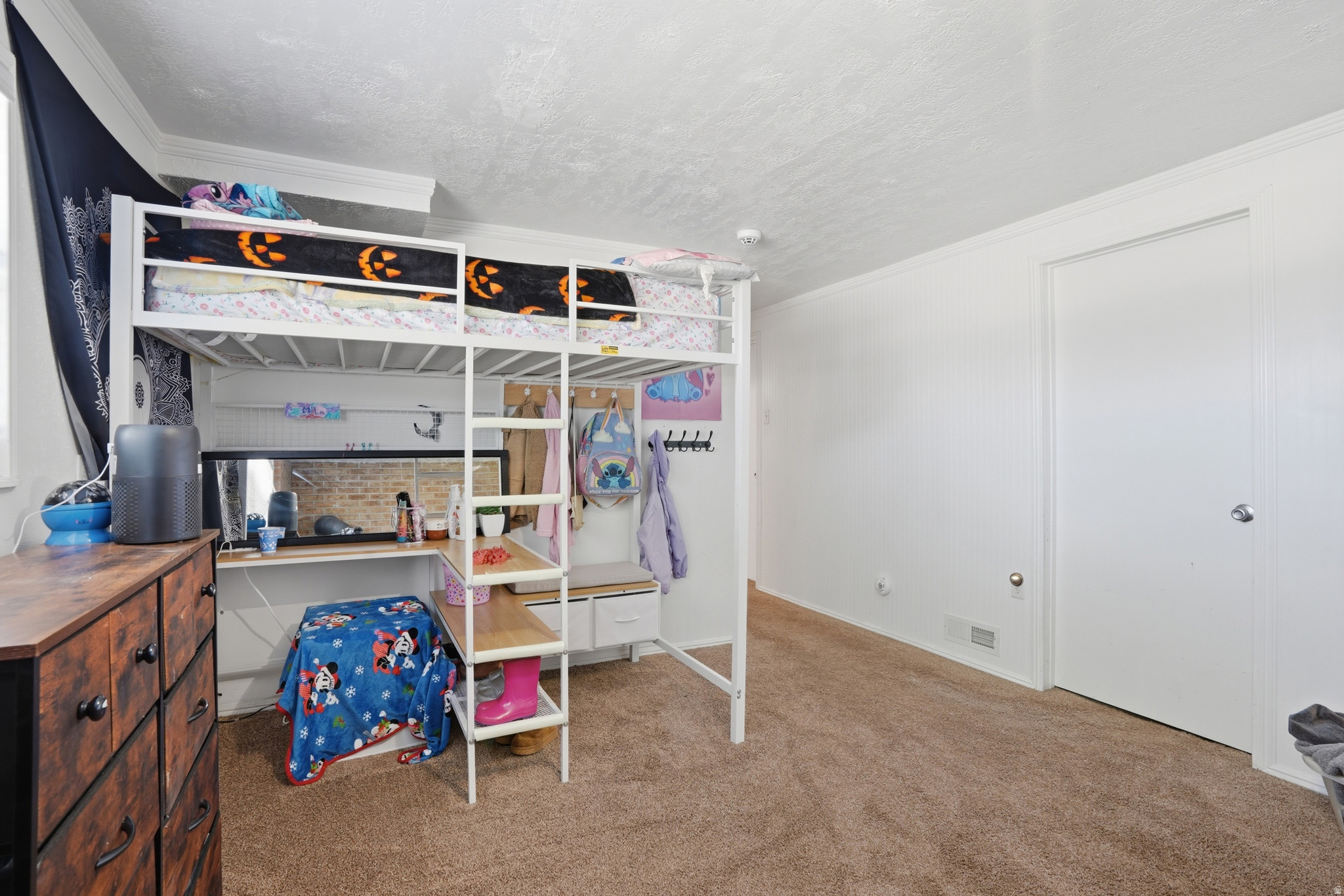 CANYON WEST - Residential