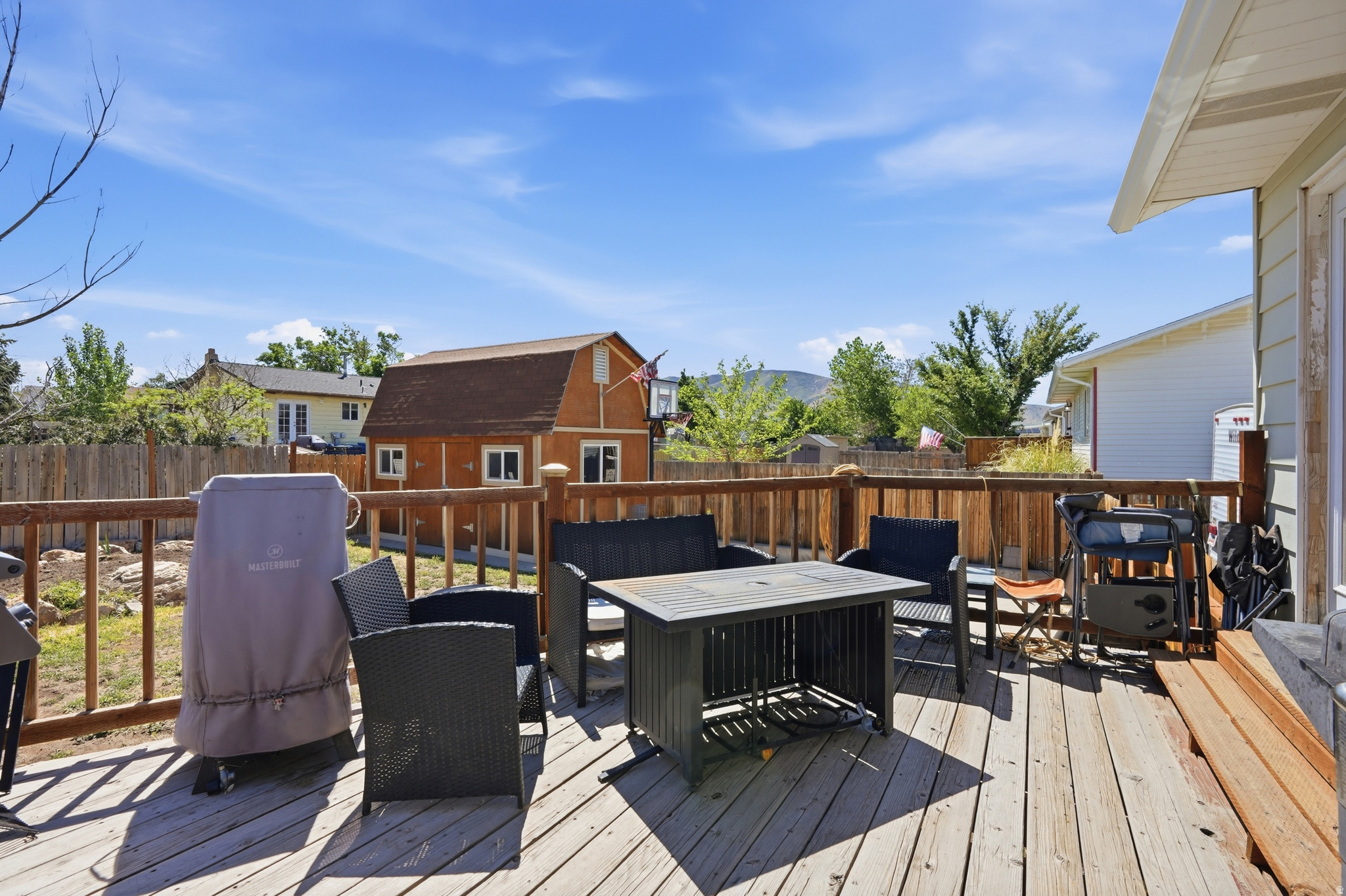 CANYON WEST - Residential