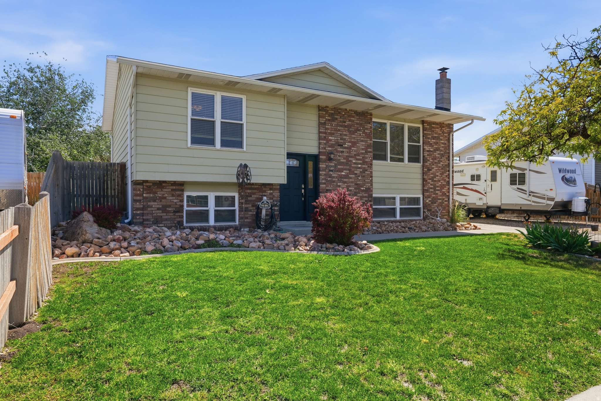CANYON WEST - Residential