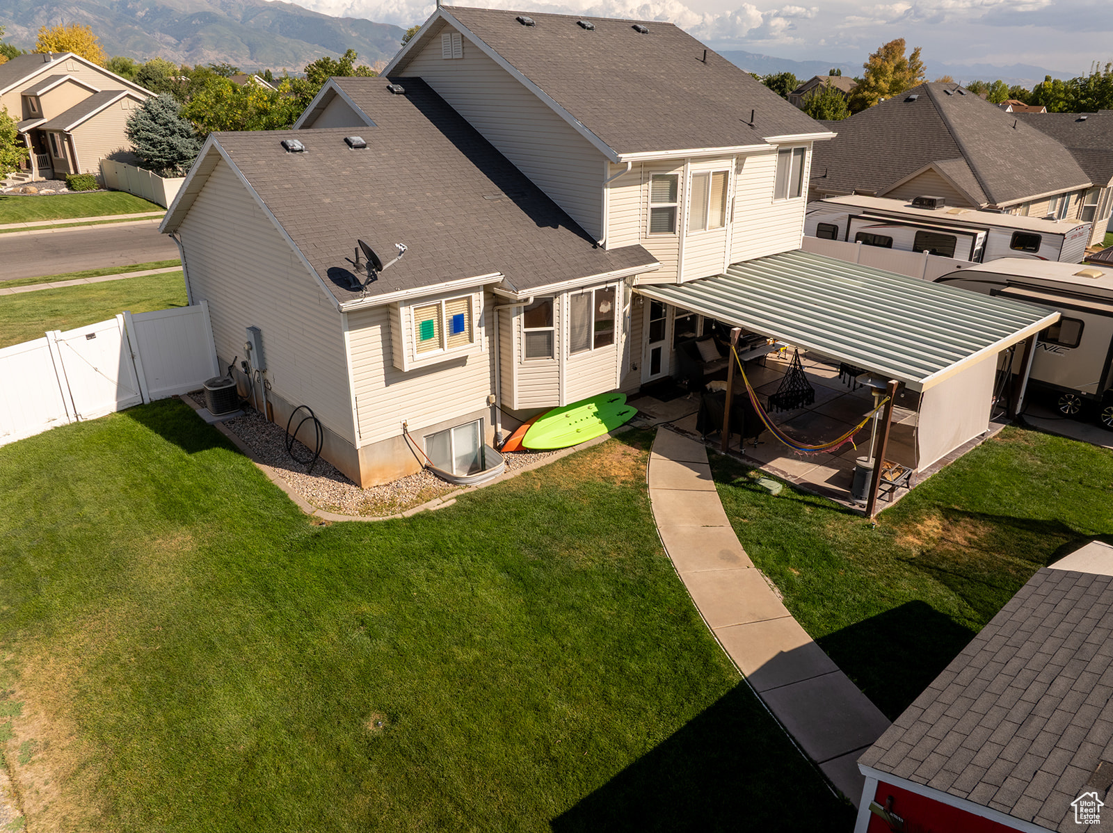 CHRISSAM MEADOWS - Residential