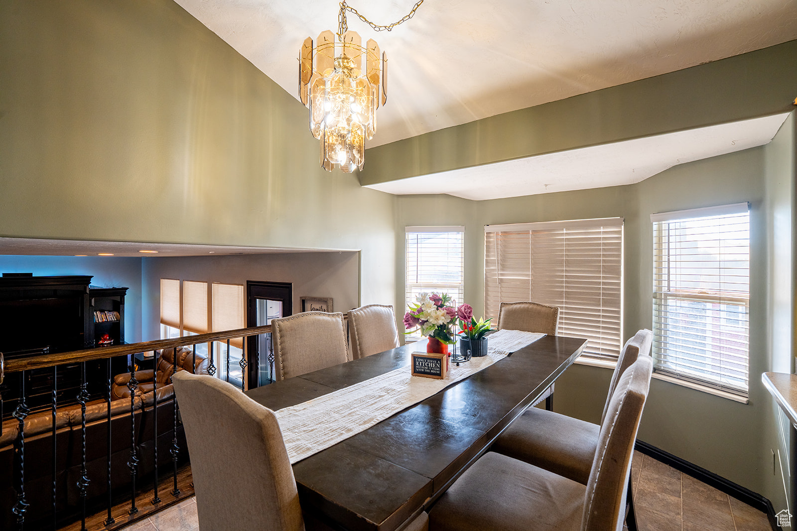 CHRISSAM MEADOWS - Residential