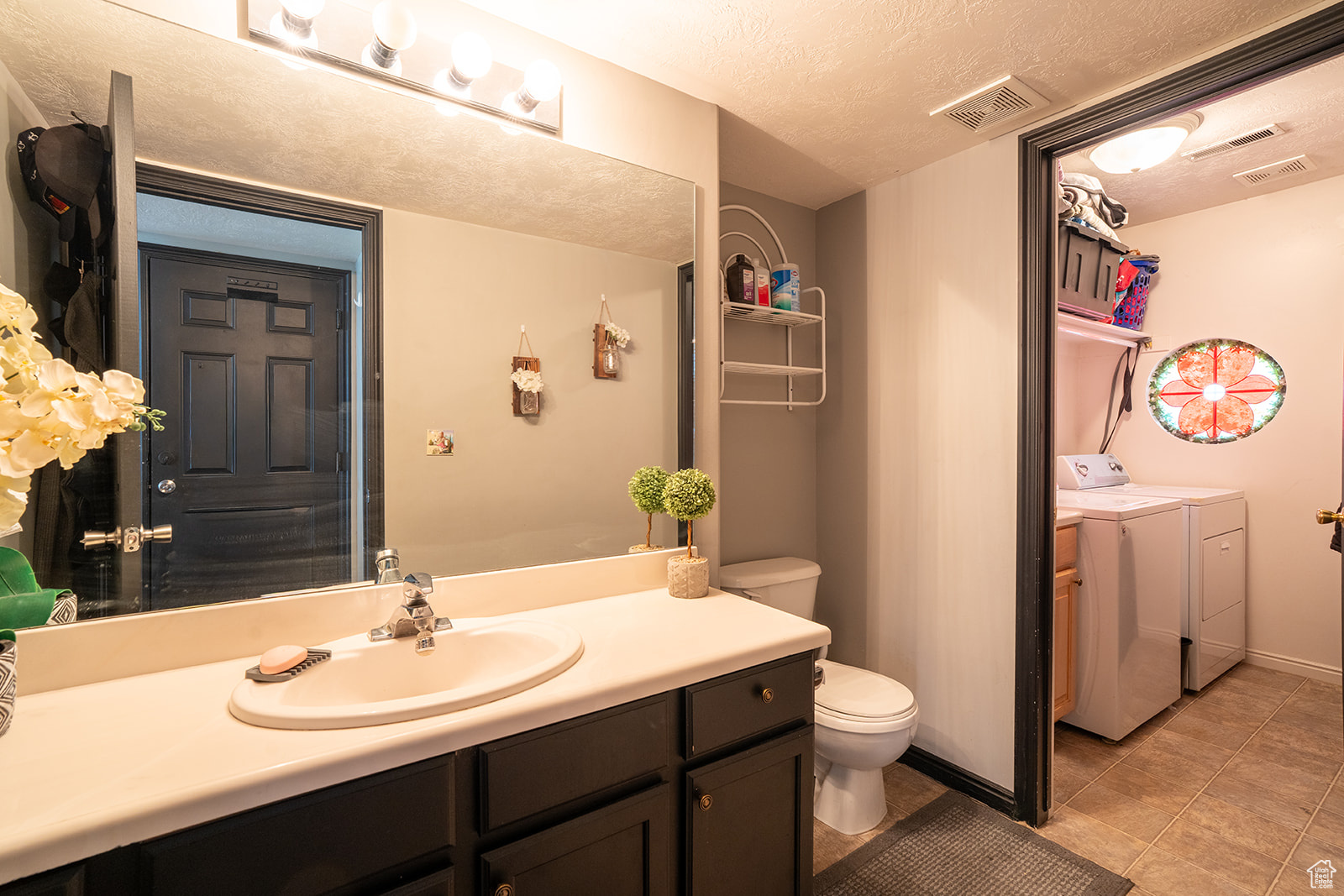 CHRISSAM MEADOWS - Residential