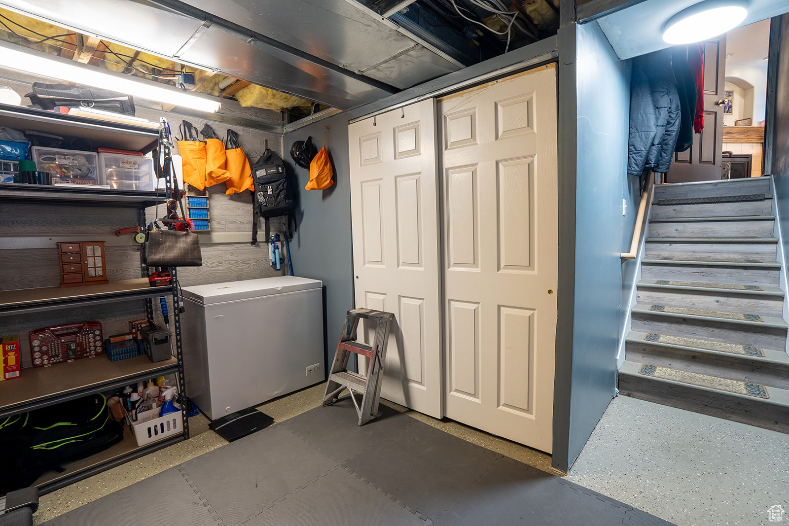 CHRISSAM MEADOWS - Residential