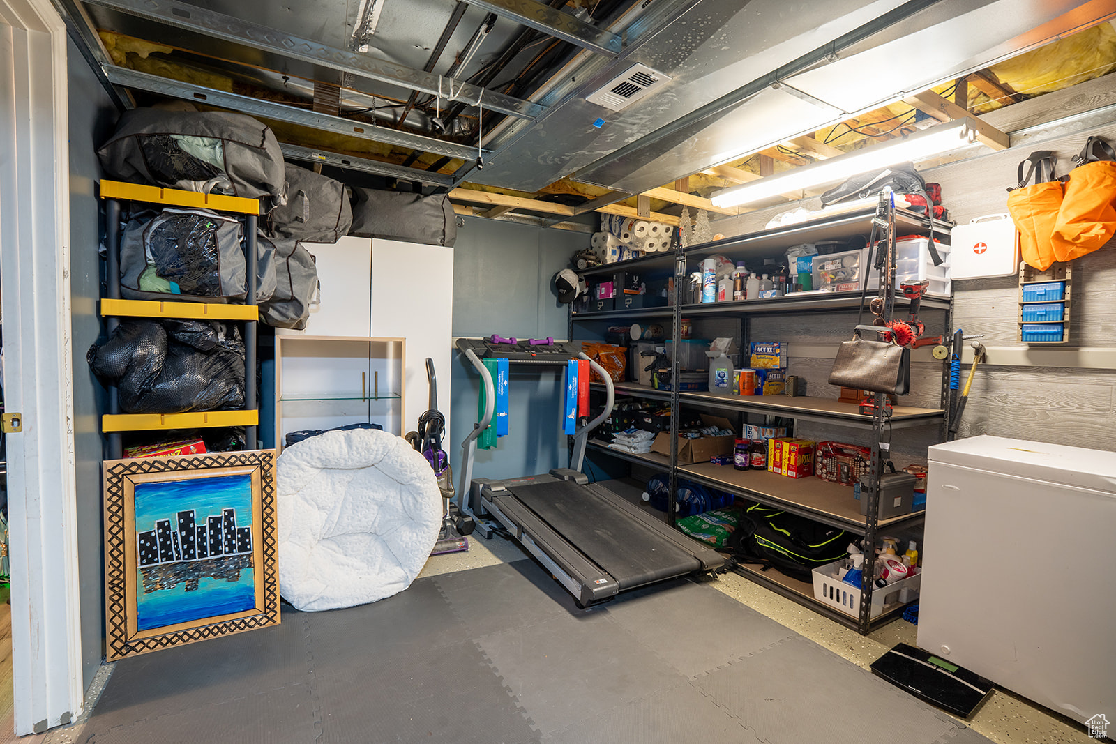 CHRISSAM MEADOWS - Residential