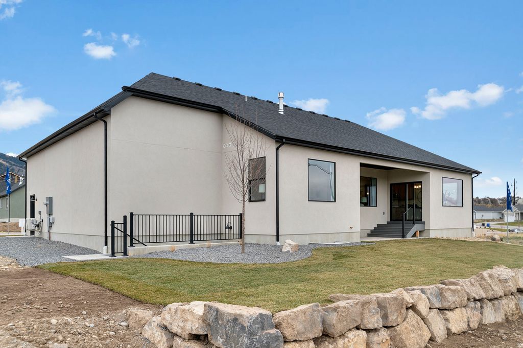 Photo of 1336 N TALMAGE LANE Ln #38, Logan, UT 84321 (MLS # 2133656)