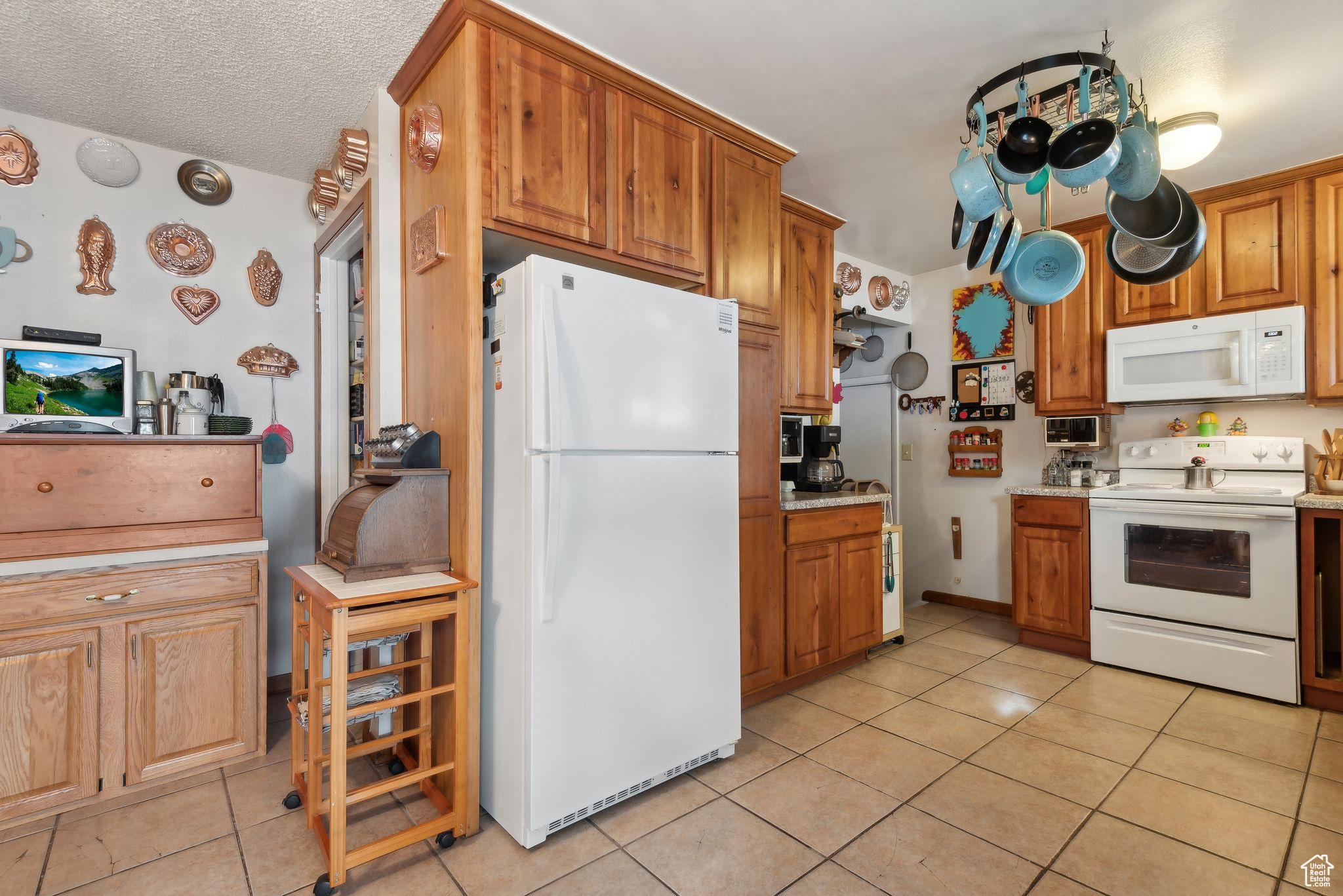 11415 S Sandy Creek Dr, Sandy, Utah image 3