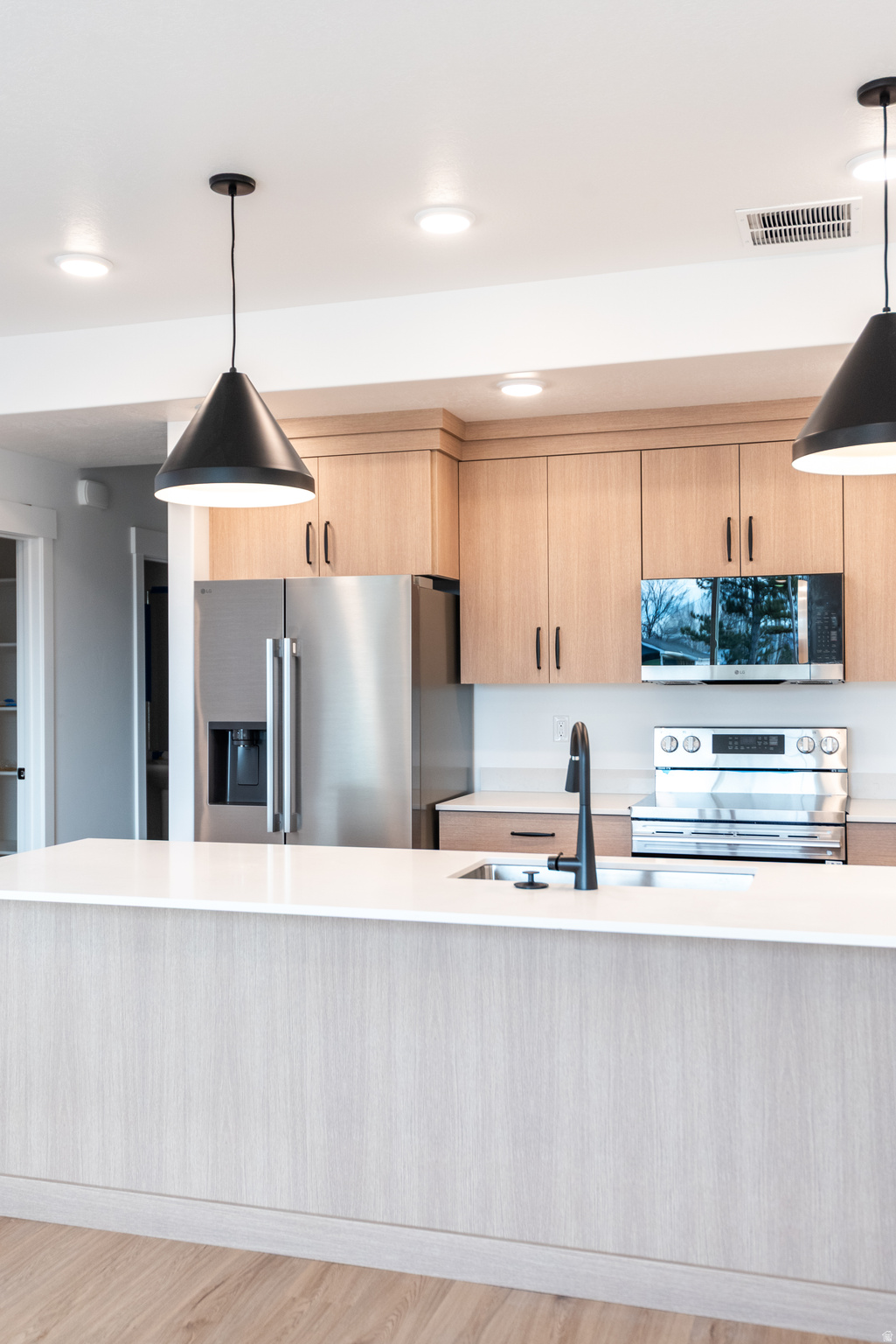 CLEAR CREEK - Residential