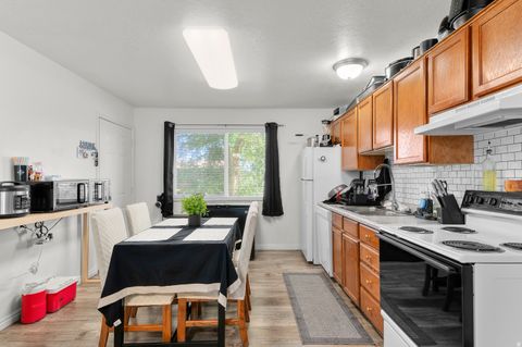 Tiny photo for 136 E 170 N, American Fork, UT 84003 (MLS # 2124959)
