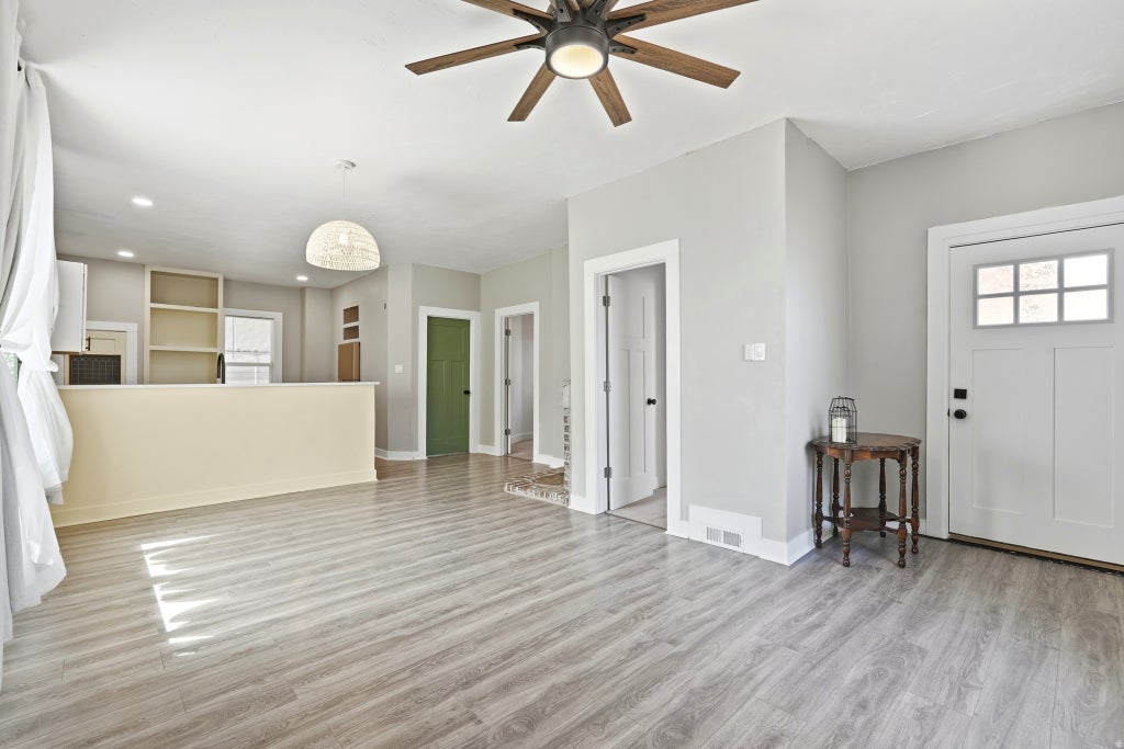 Photo of 105 W 200 S, Preston, ID 83263 (MLS # 2174623)