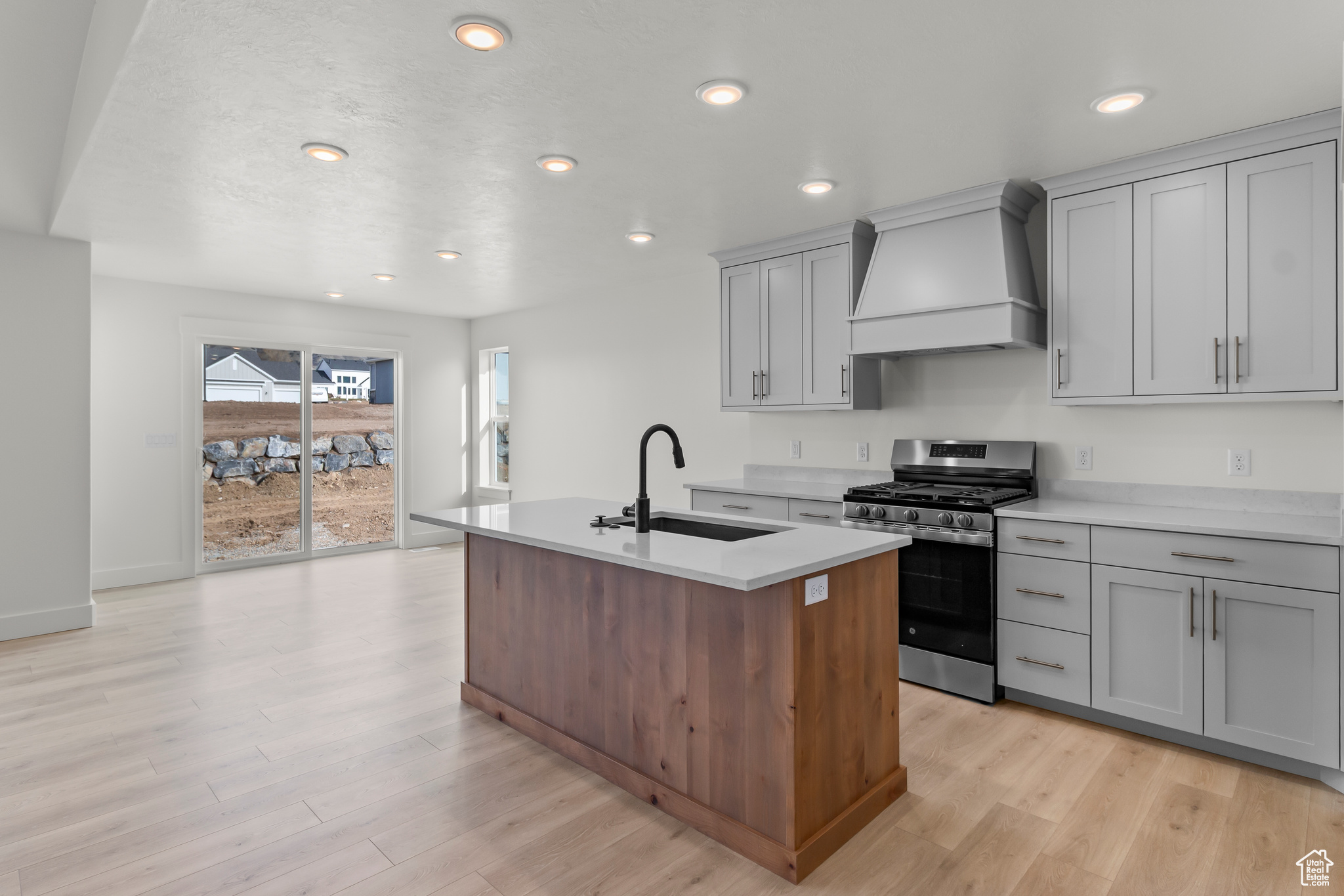 835 E 240 #16, Tremonton, Utah image 7