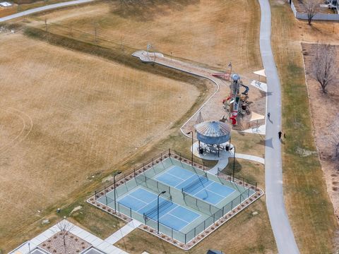 Tiny photo for 281 N PHEASANT DR, Mapleton, UT 84664 (MLS # 2139350)