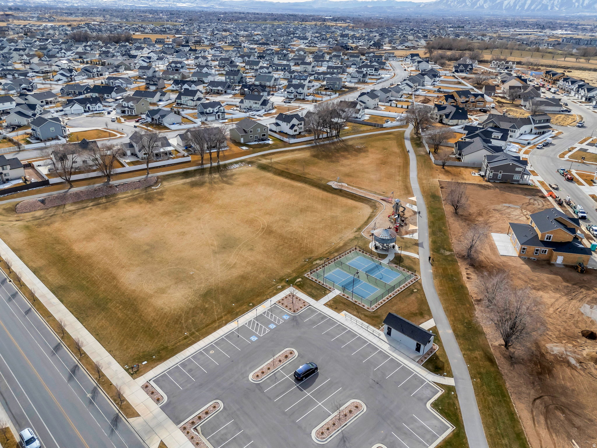 SUNRISE RANCH - Residential