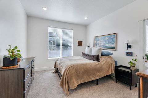 Tiny photo for 281 N PHEASANT DR, Mapleton, UT 84664 (MLS # 2139350)