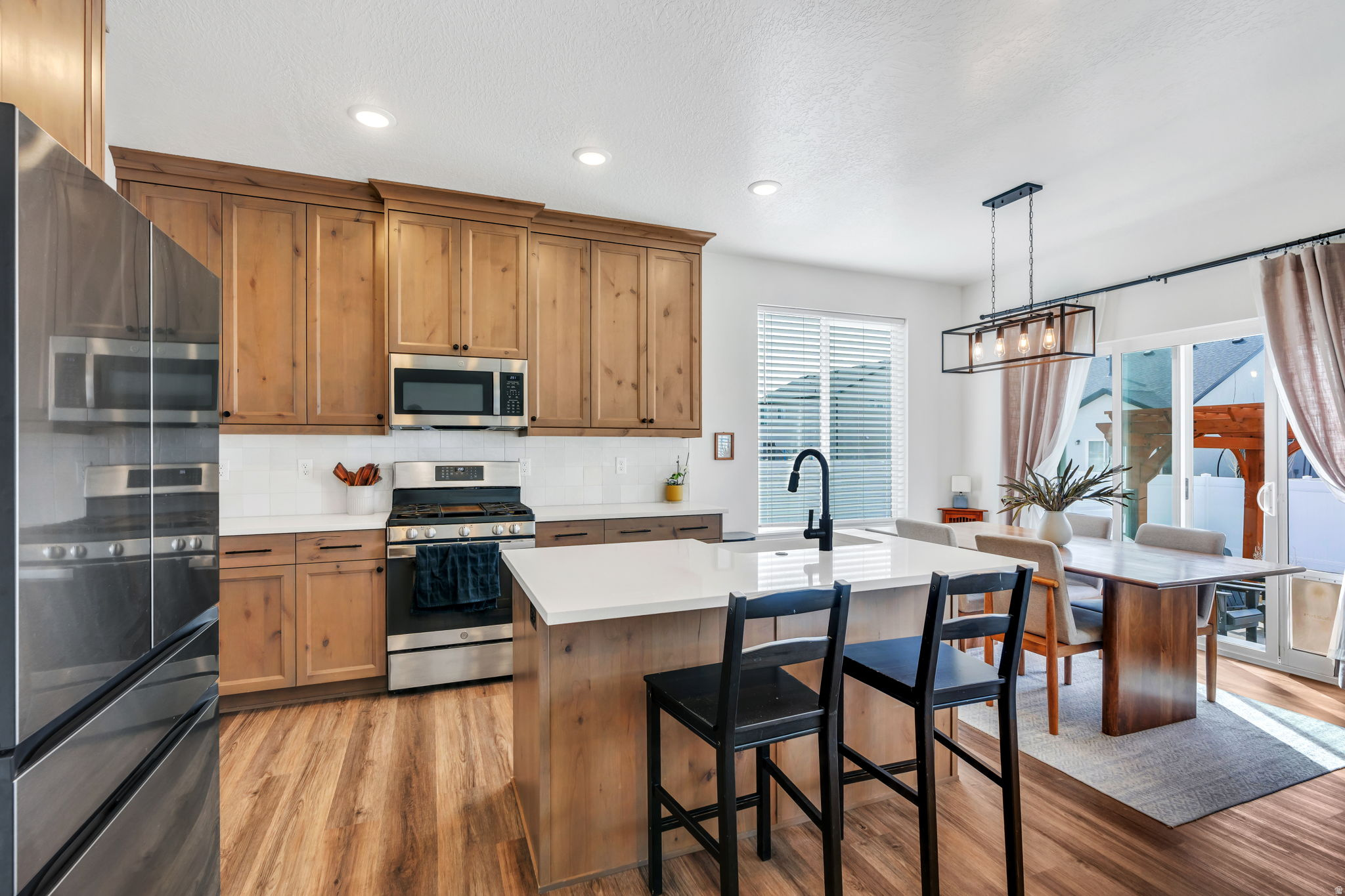 SUNRISE RANCH - Residential