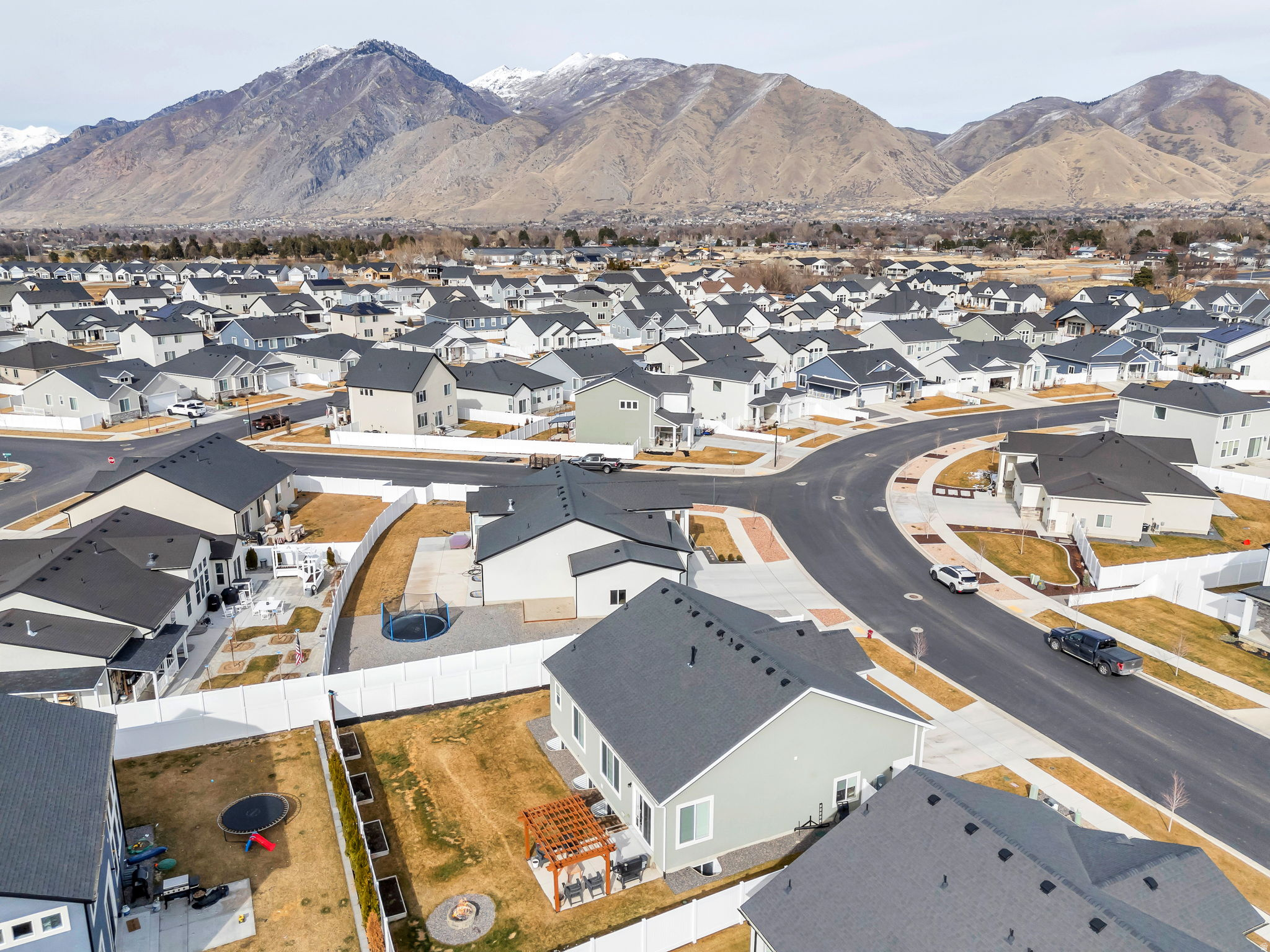 SUNRISE RANCH - Residential