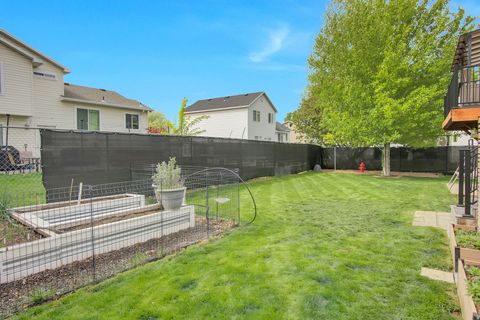 Tiny photo for 2113 W 2220 N, Clinton, UT 84015 (MLS # 2150097)