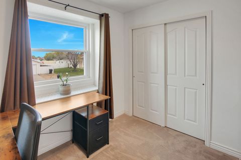 Tiny photo for 2113 W 2220 N, Clinton, UT 84015 (MLS # 2150097)