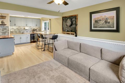 Tiny photo for 2113 W 2220 N, Clinton, UT 84015 (MLS # 2150097)