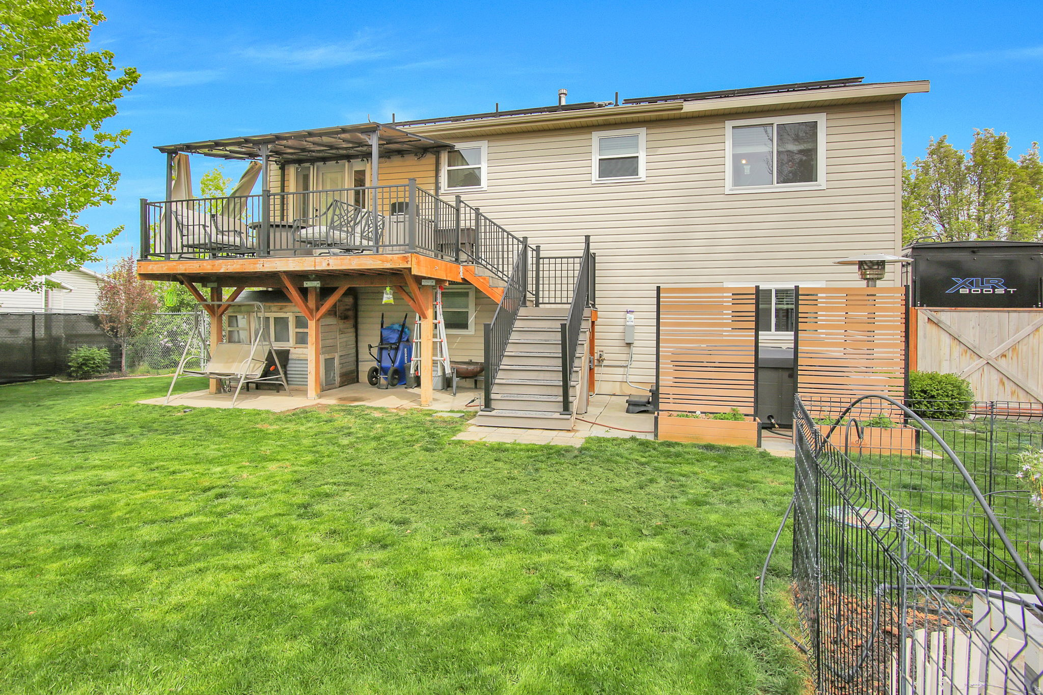 SNOWBERRY - Residential