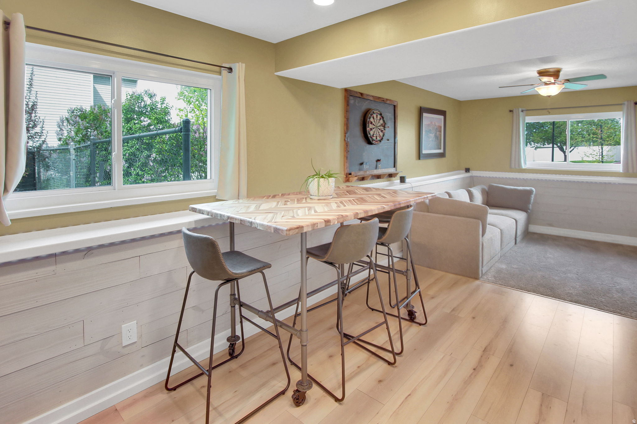 SNOWBERRY - Residential