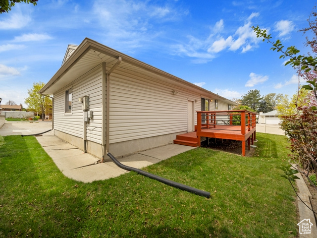 CLOVER CREST - Residential