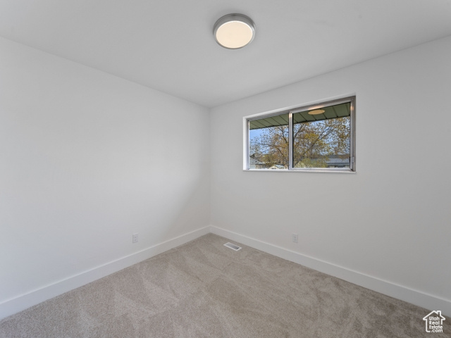 CLOVER CREST - Residential