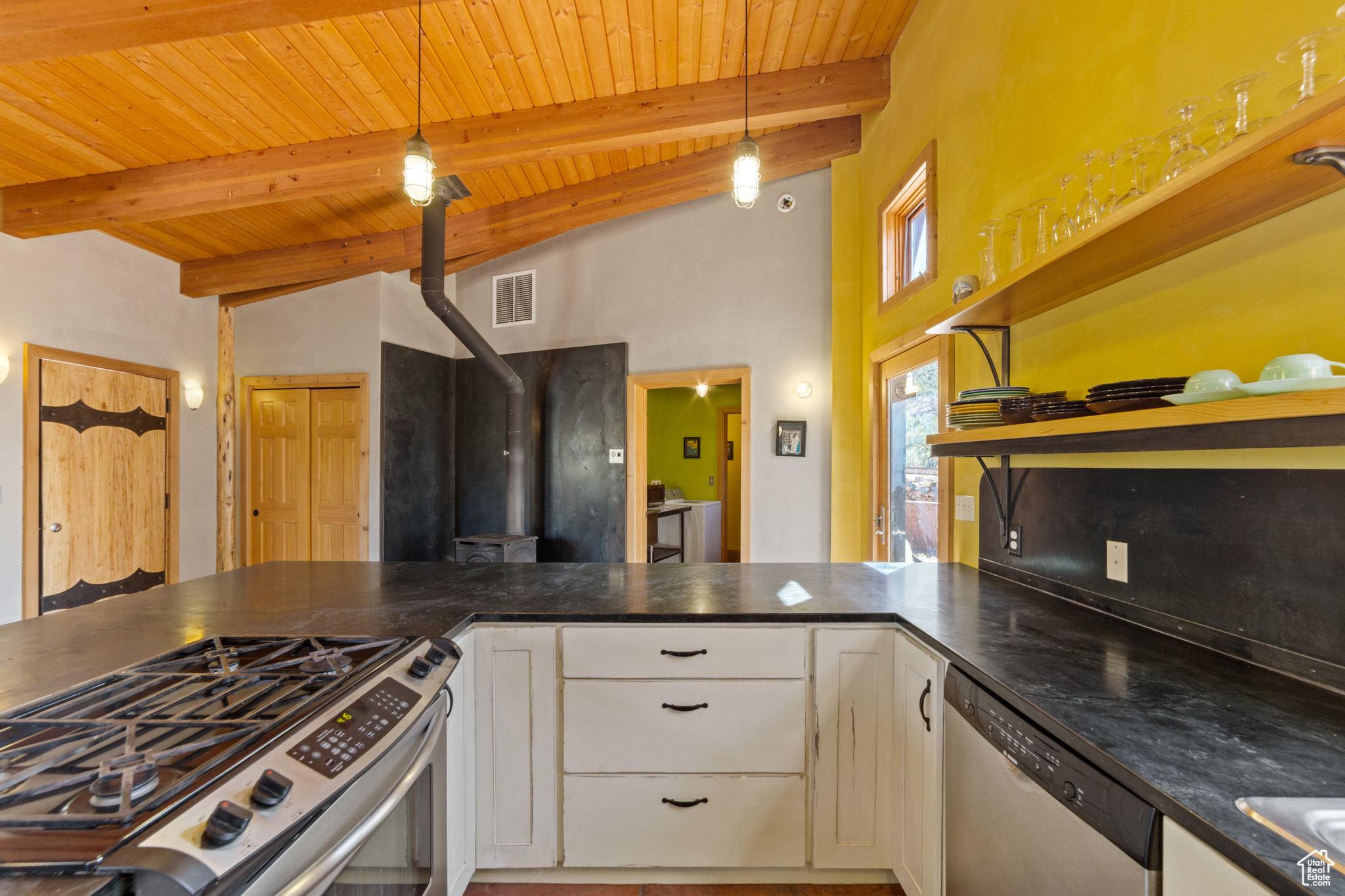 RIVER RANCHOS - Residential