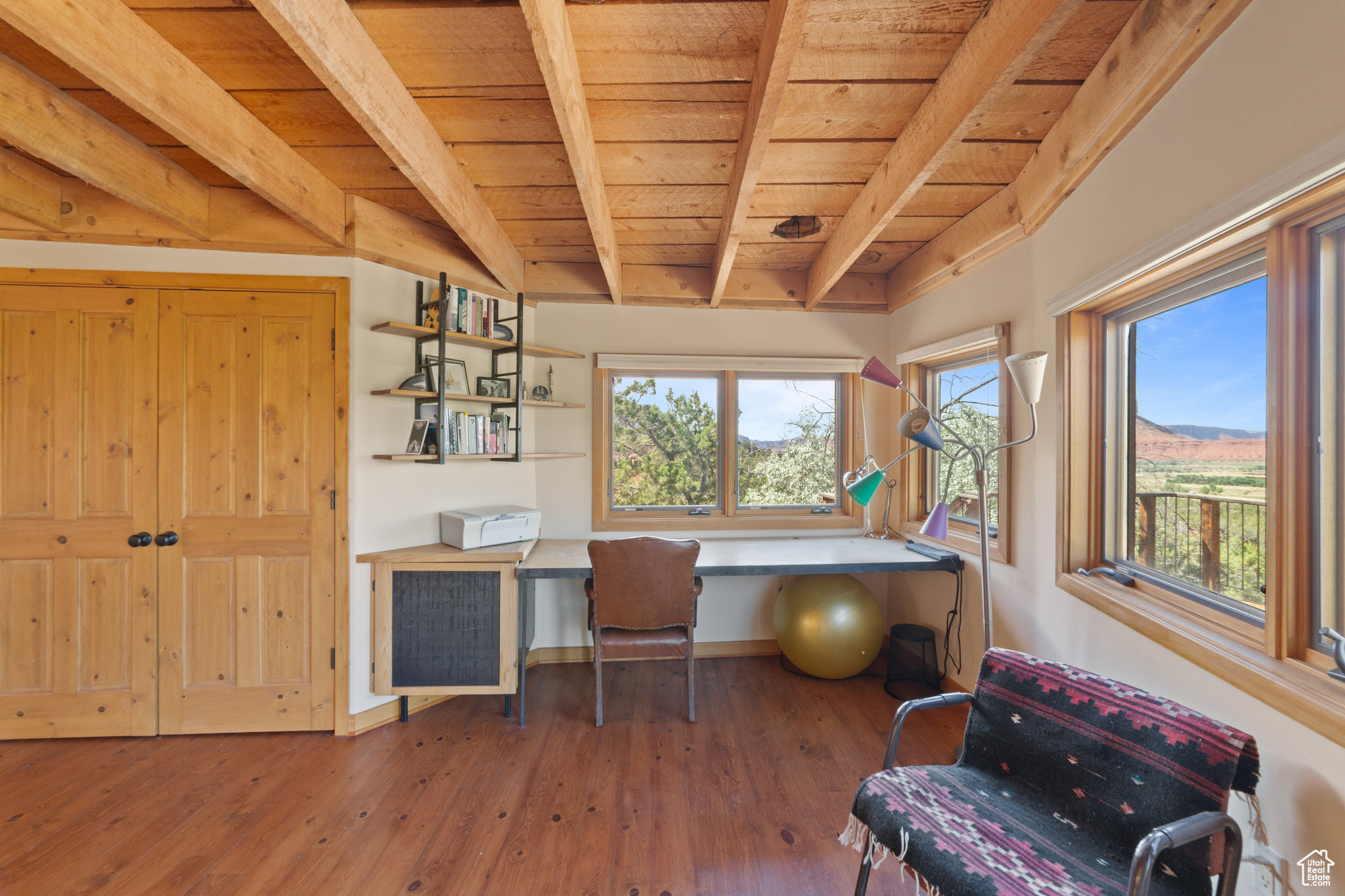 RIVER RANCHOS - Residential